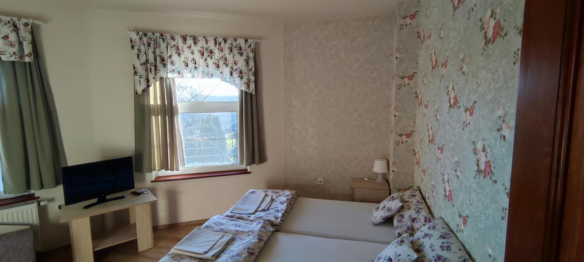 Village Garden Family Guest House Tiszakanyar Exterior photo